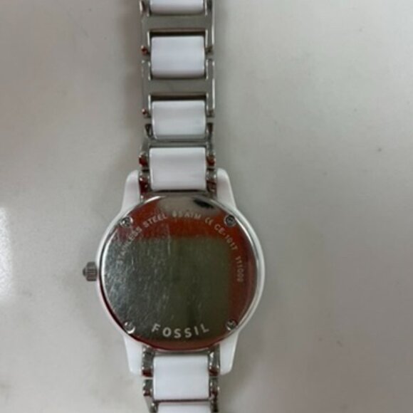 Fossil, White Bling Watch - Picture 4 of 9